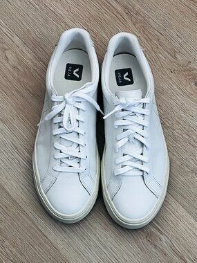 Veja Esplar White Leather Low-Tops Sneakers  Women's Size 9 US 42 EU